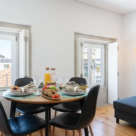 Host Wise - Modern Urban Flat פורטו